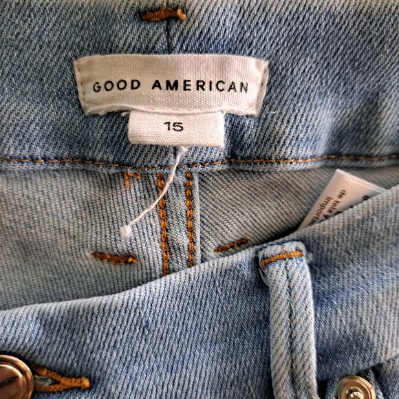 Good American Good Legs Distressed  Crop Jeans Size 15 Light Wash - Picture 6 of 10